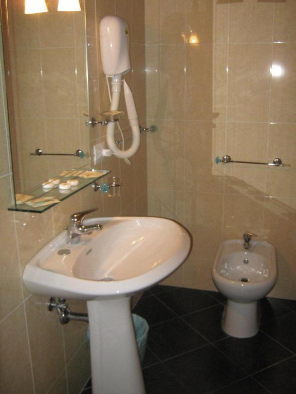 Ferraro Hotel 2*