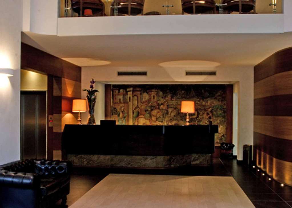 Quality Nova Domus Hotel 4*