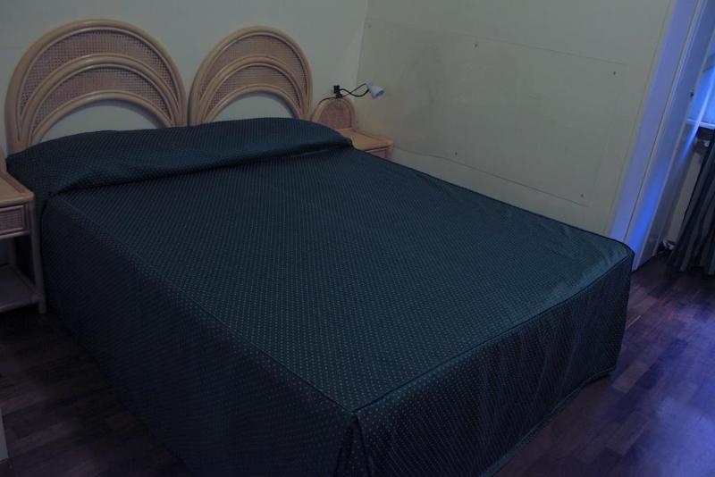 Apartment Tourist House Ostiense 2 *