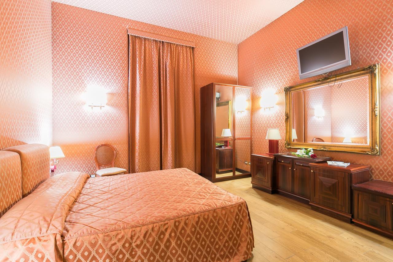 Hotel Prince Galles Rome