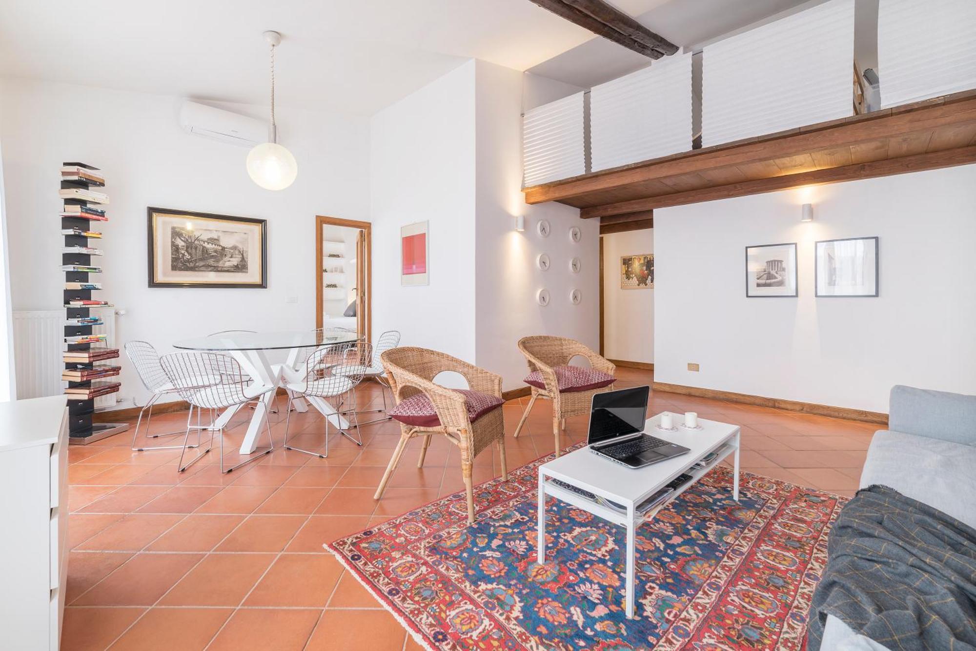 Monti Stairway To Heaven Apartment Rome