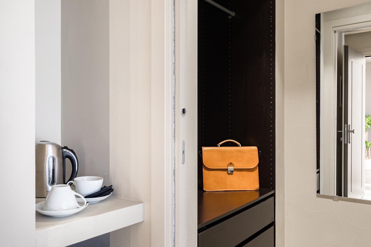 Hotel A World Aparts - Barberini Boutique 2*