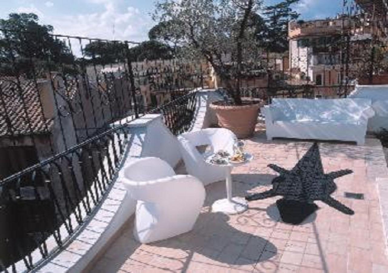 Appart hôtel Trevi 2*