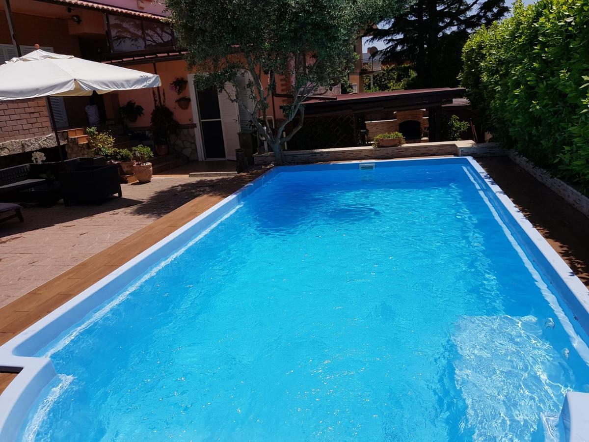 Guest house Carla's *
