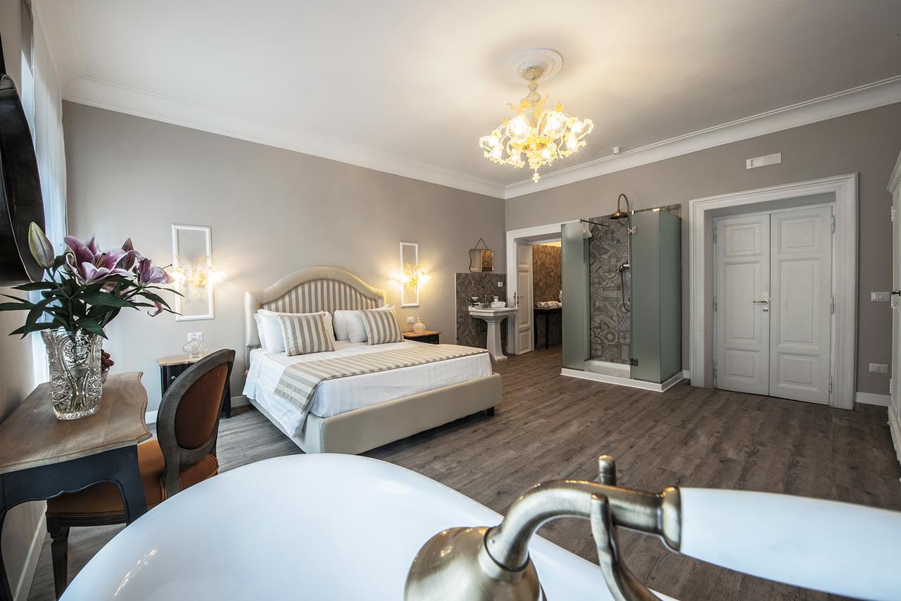 Babuino Grand Luxury Guest house 3*