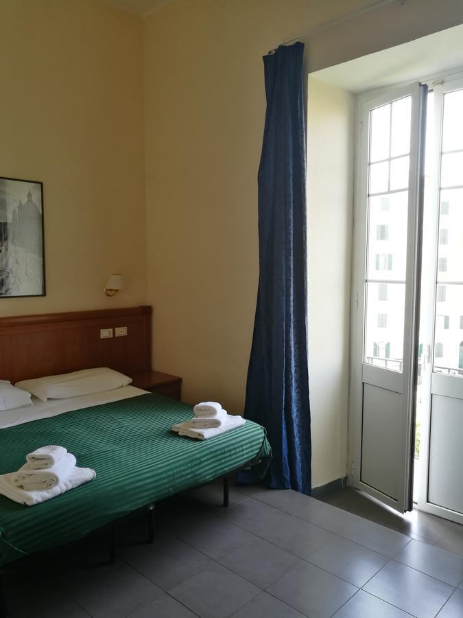 In 2* Rome