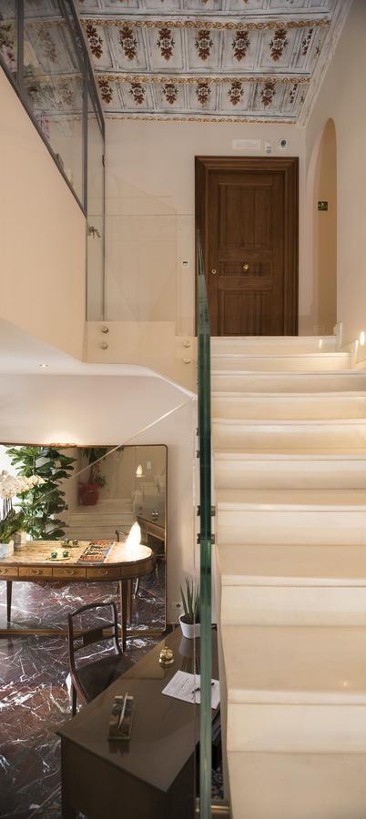 Palazzo Caruso 4* Rome