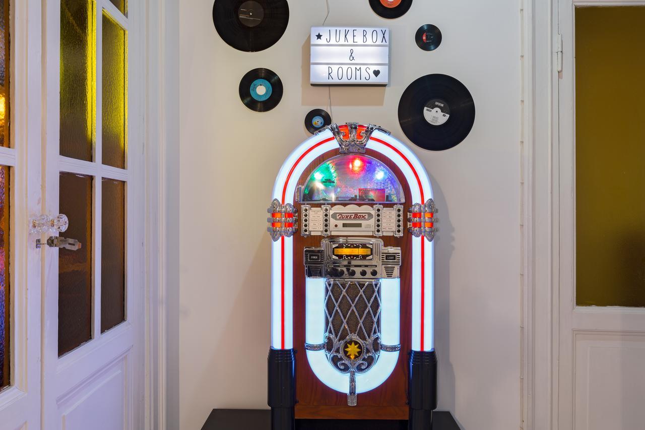 Jukebox & Roma