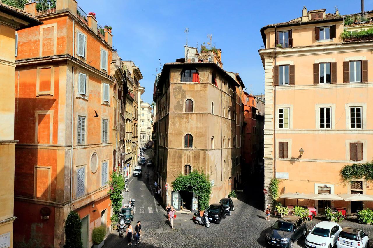 Giulia Charme - My Extra Rome