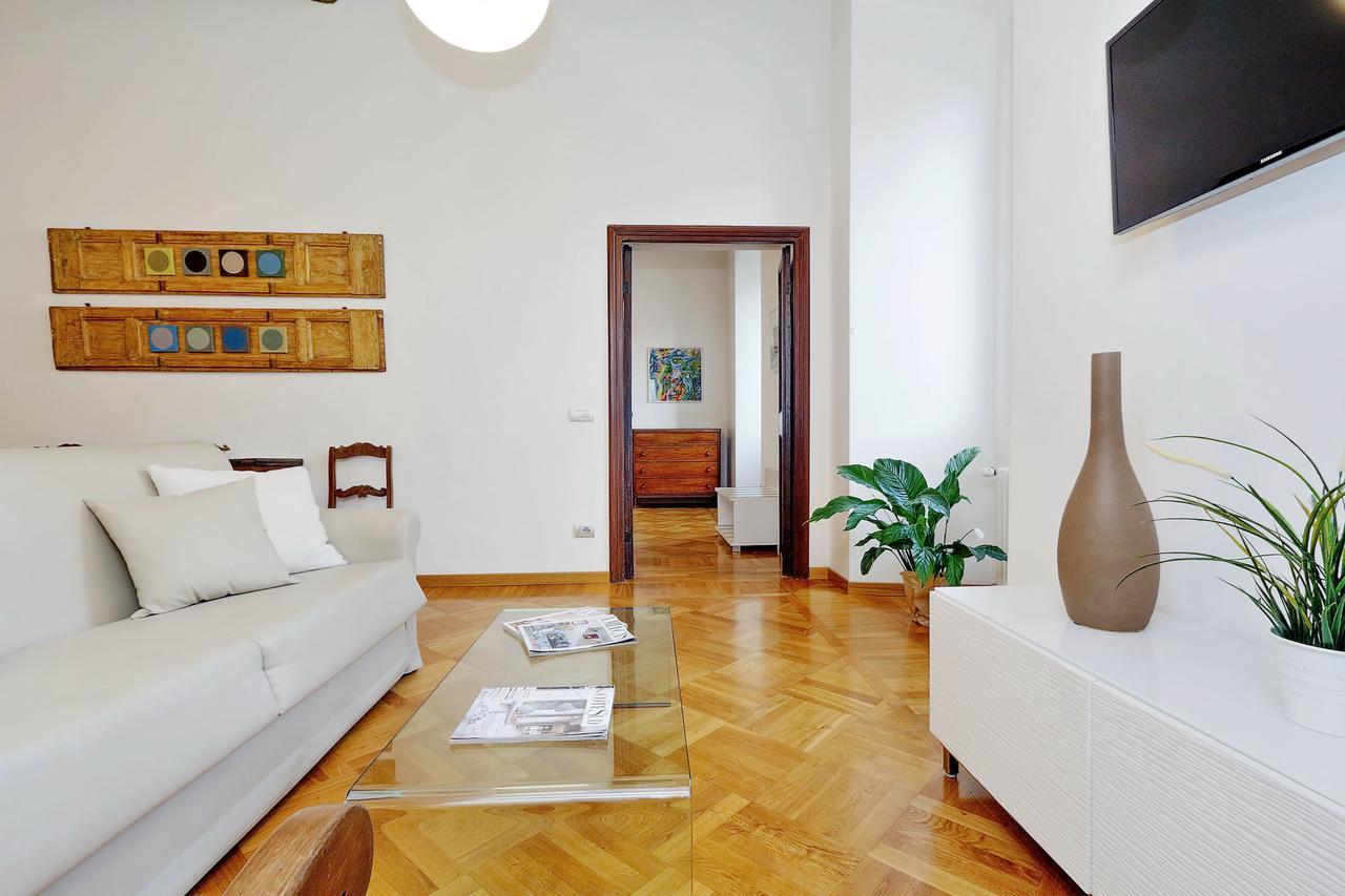 Giulia Charme - My Extra Apartment *