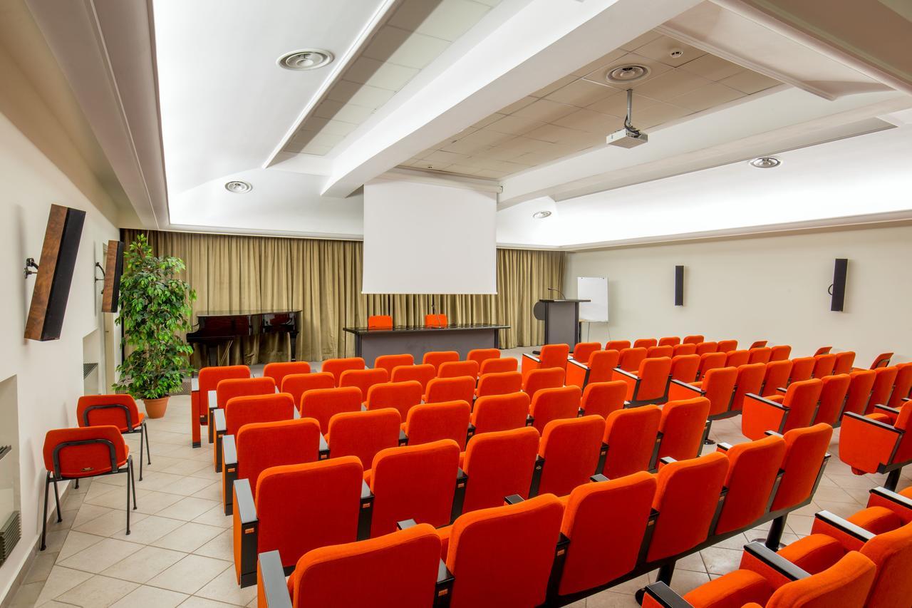 Casa Per Ferie Santa Maria Alle Fornaci 3*