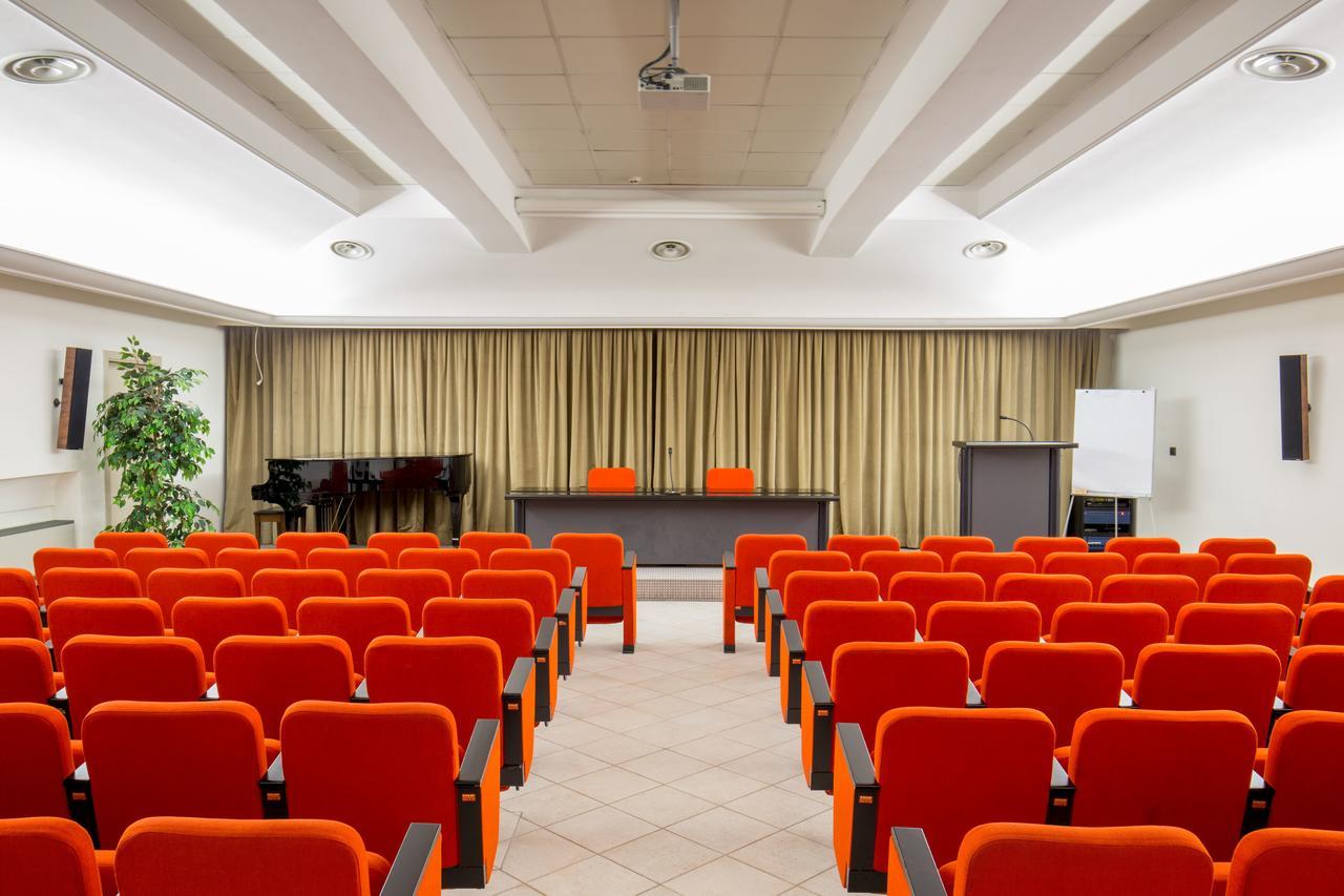 Casa Per Ferie Santa Maria Alle Fornaci 3*