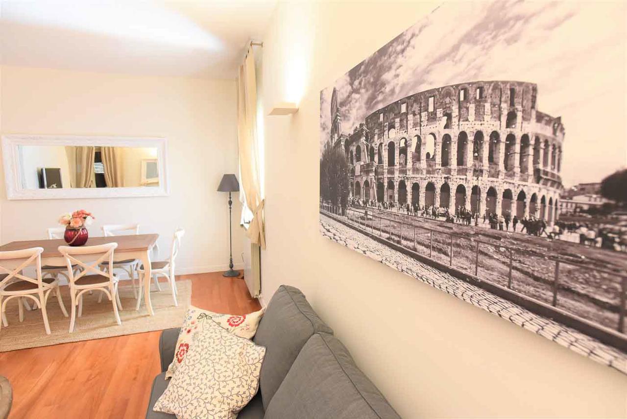 Romantic Flat Near Metro Flaminio