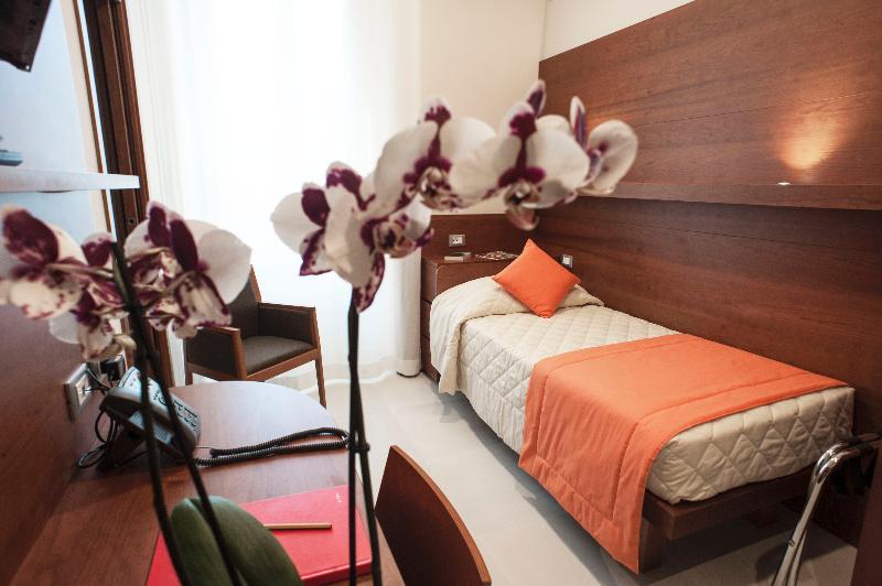 Angelina 3* Rome