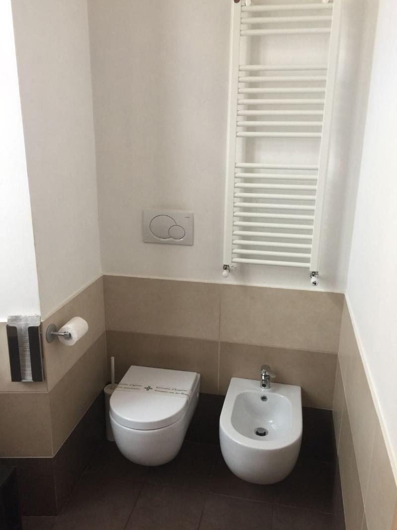 For 2* Rome