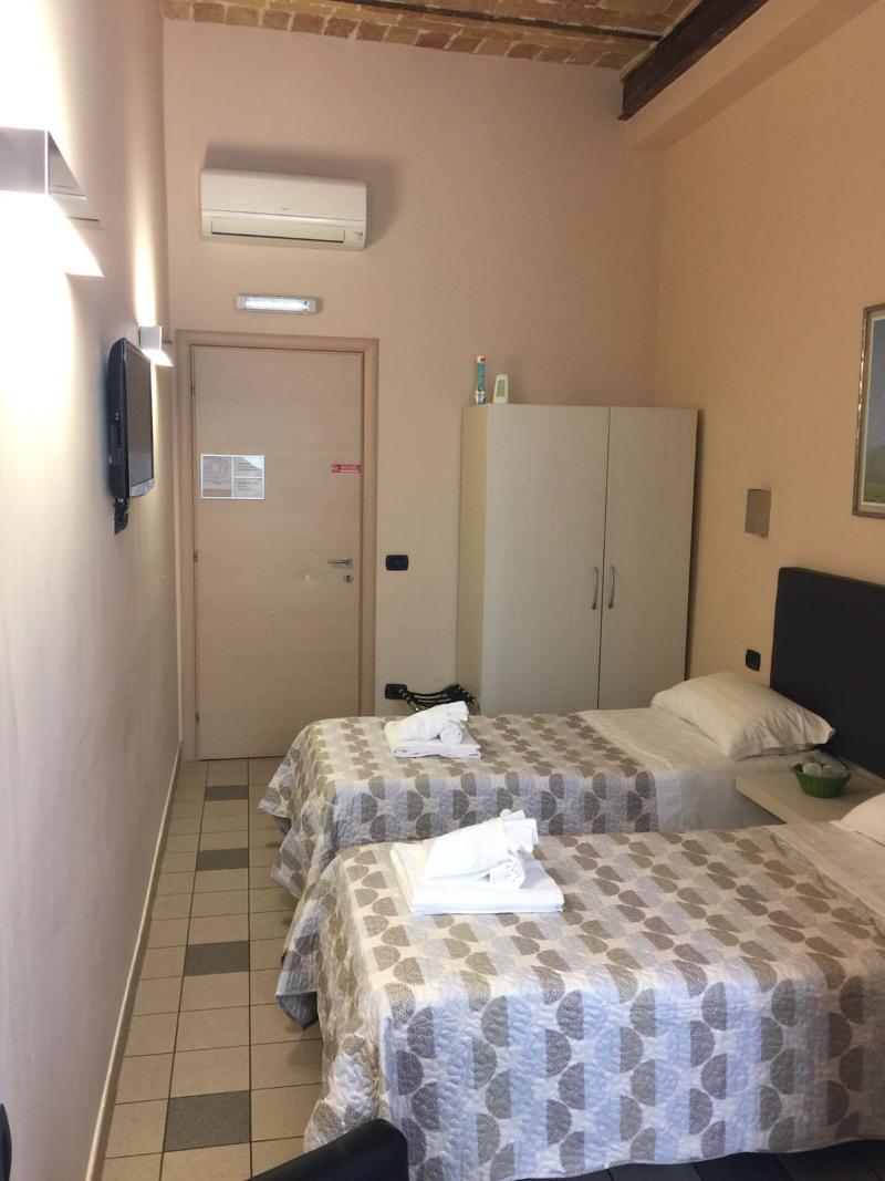 Guest house For