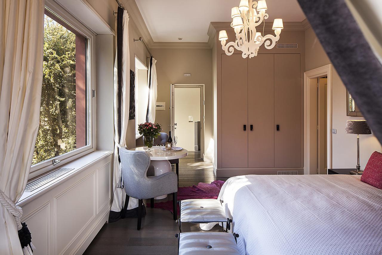 Pepoli9 Design Suites Rome Rome