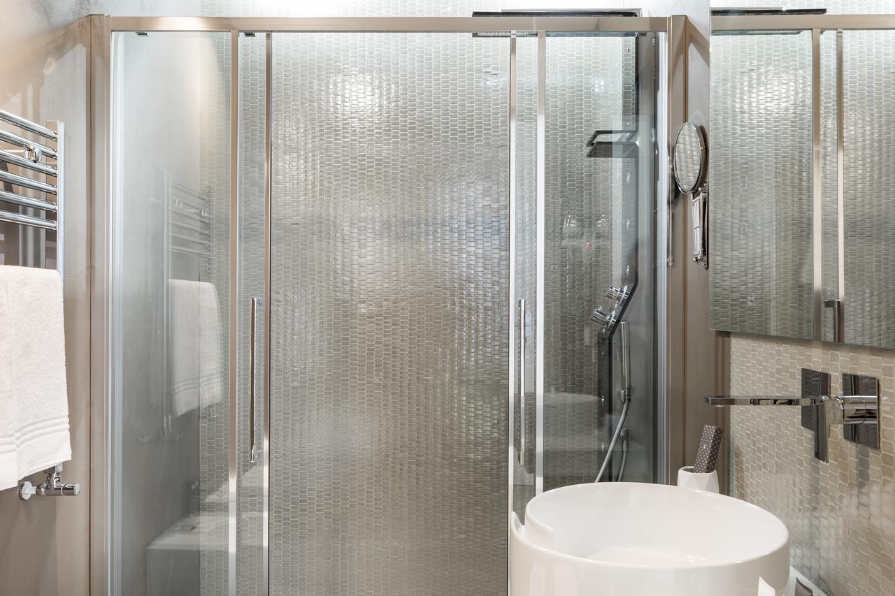 Hotel A World Aparts - Barberini Boutique 2*