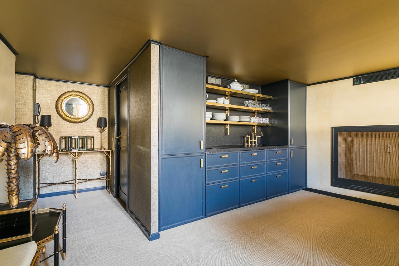 Luxurious Loft Facing The Pantheon *