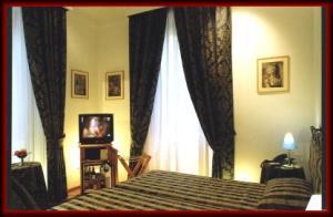 Condotti 29 Rome
