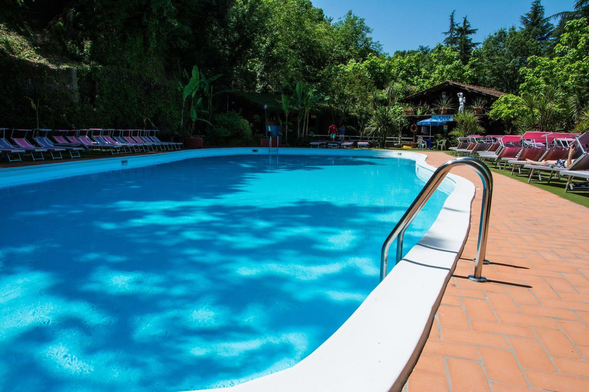 Acampamento Seven Hills Village 4*