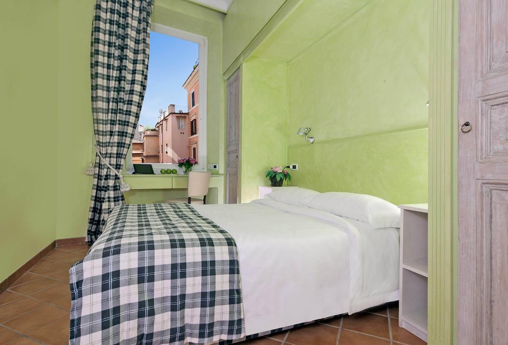 Caesar House Residenze Romane Rome