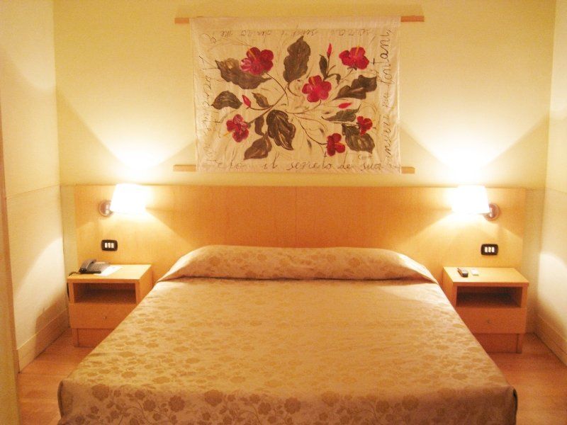 Hotel Aphrodite 4*