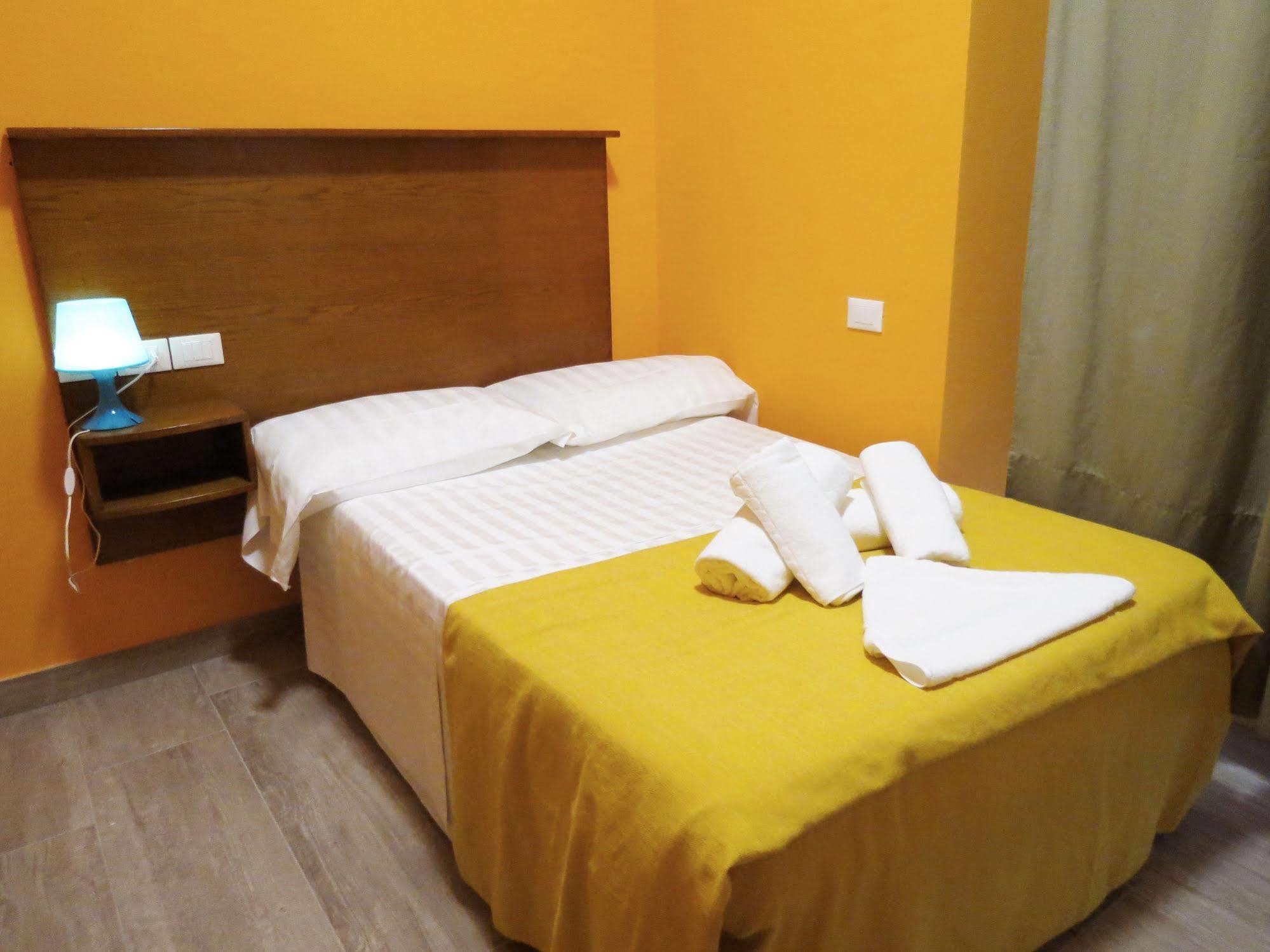 Hotel Paradise 2*