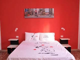 2 Passi Al Colosseo Bed & Breakfast 2*