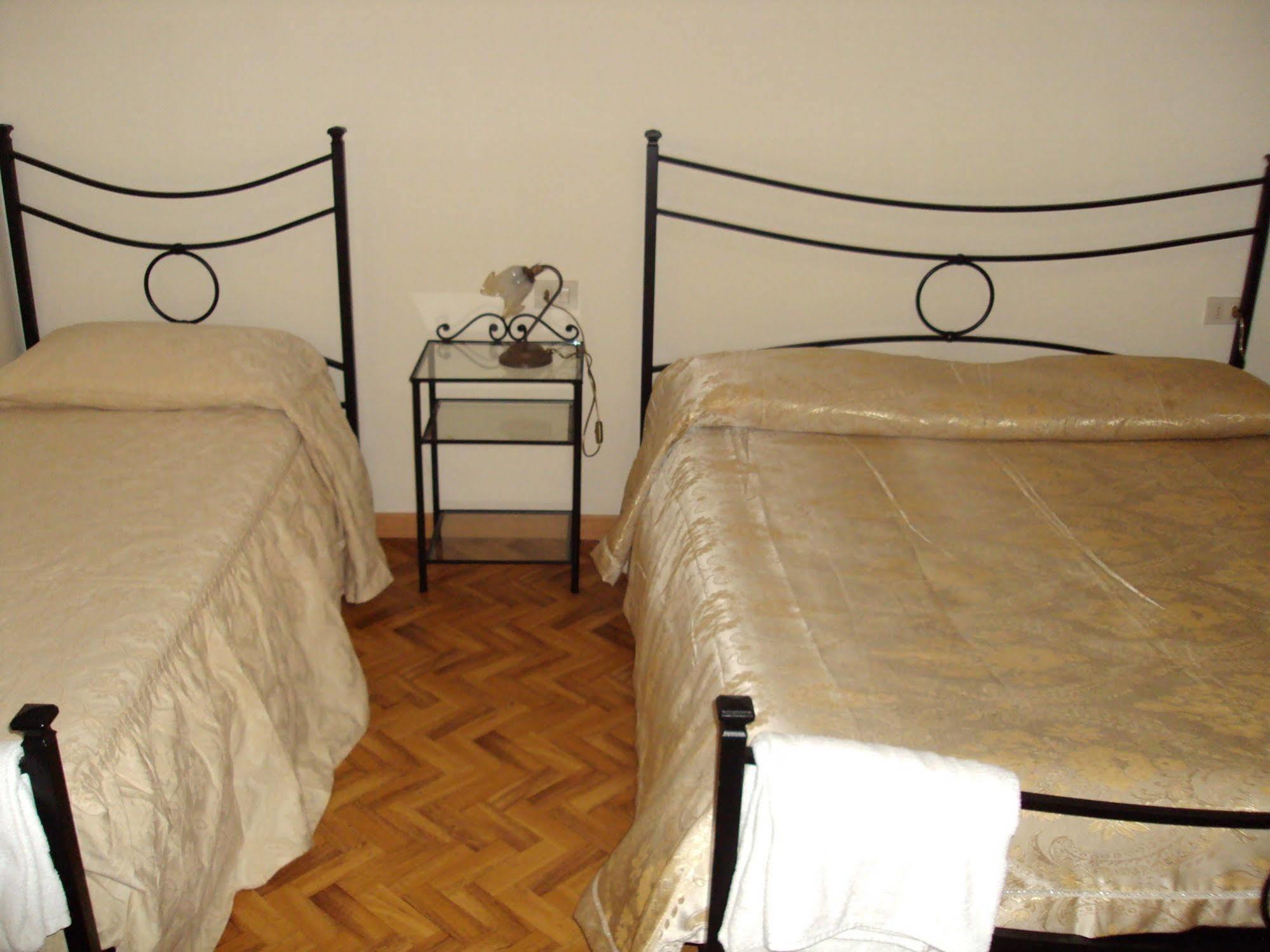 Couette-café Candia41 Rome