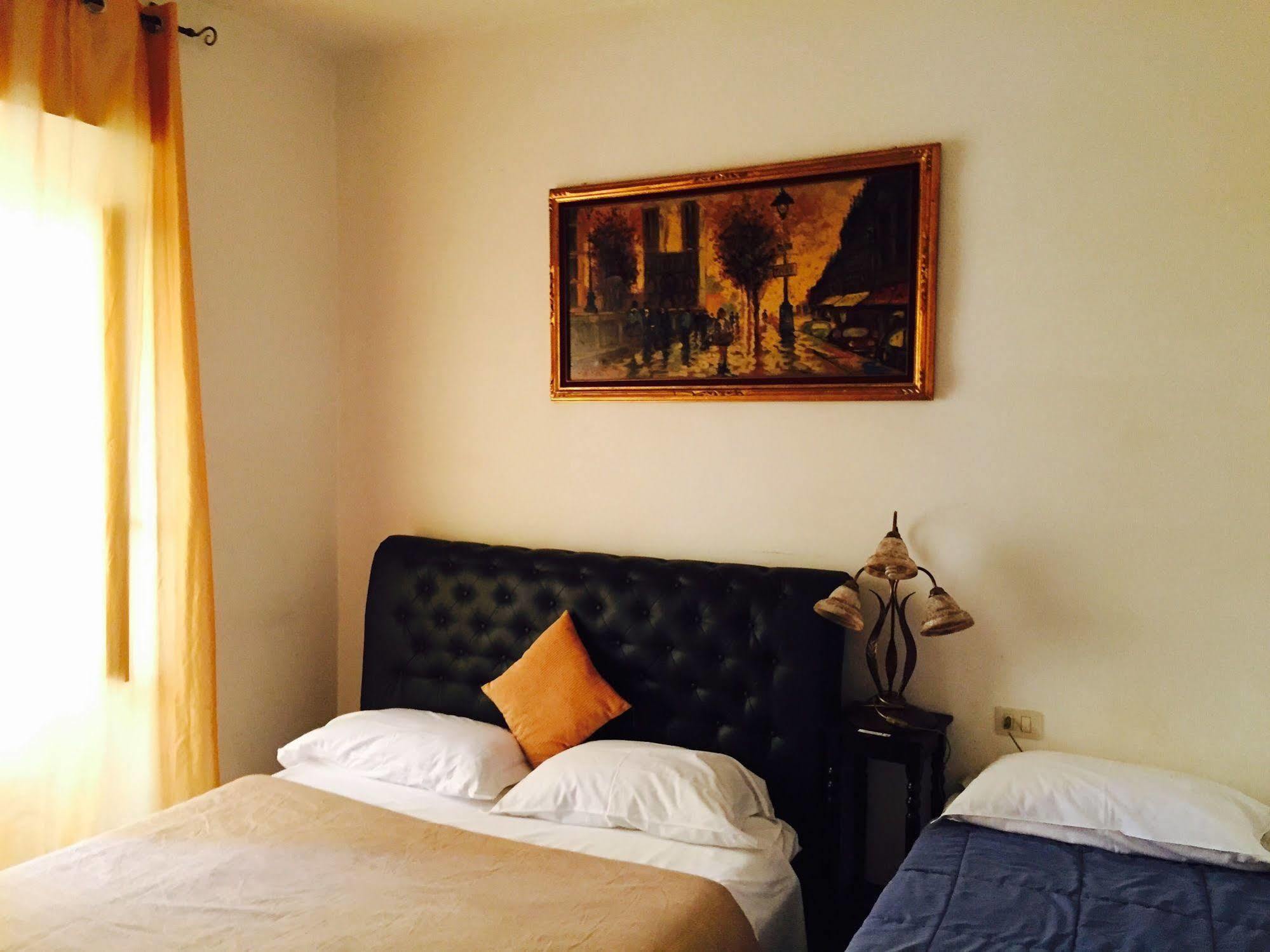 Couette-café Candia41 Rome