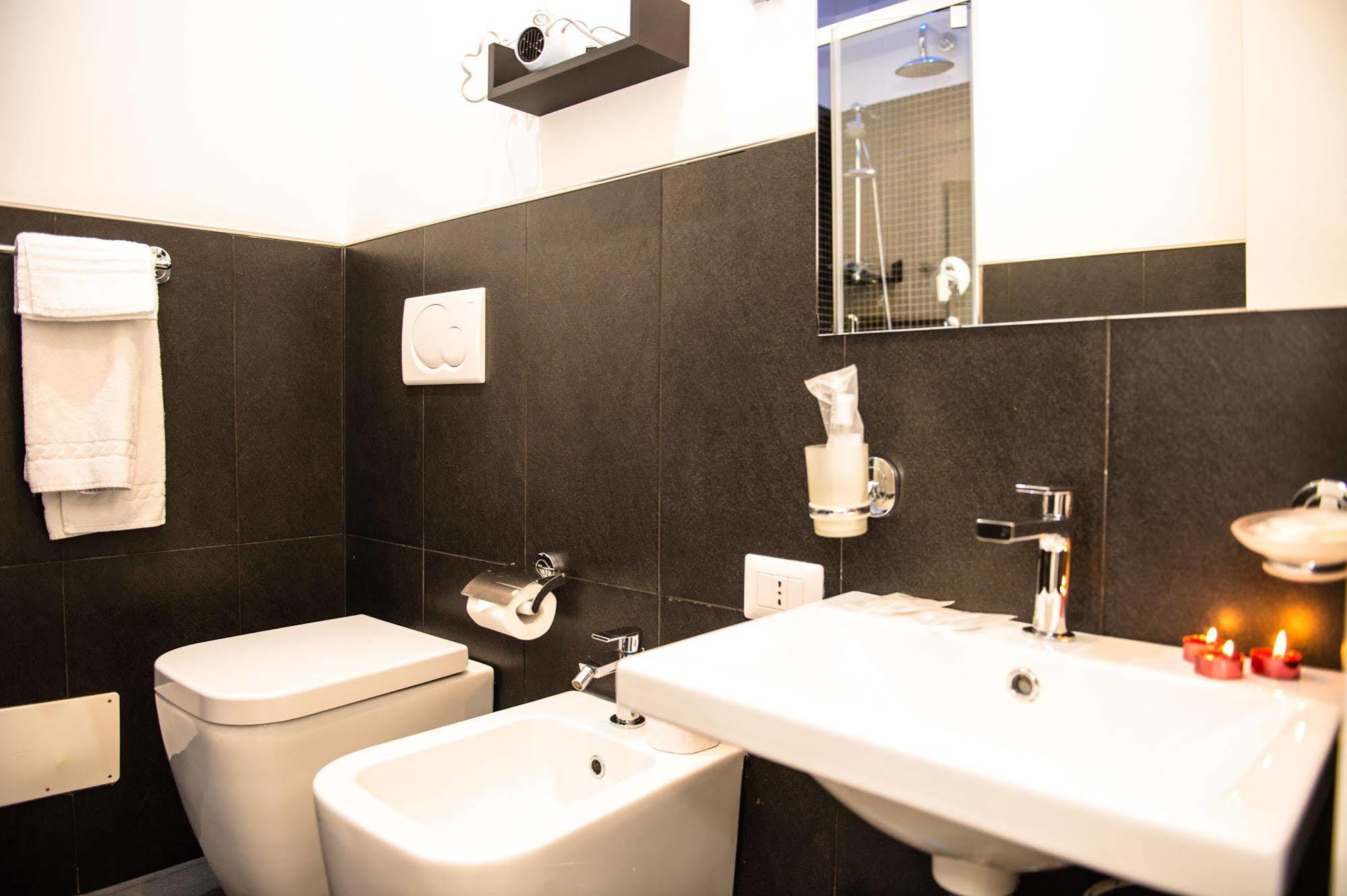 Chroma Exy - Chroma Italy 2* Rome