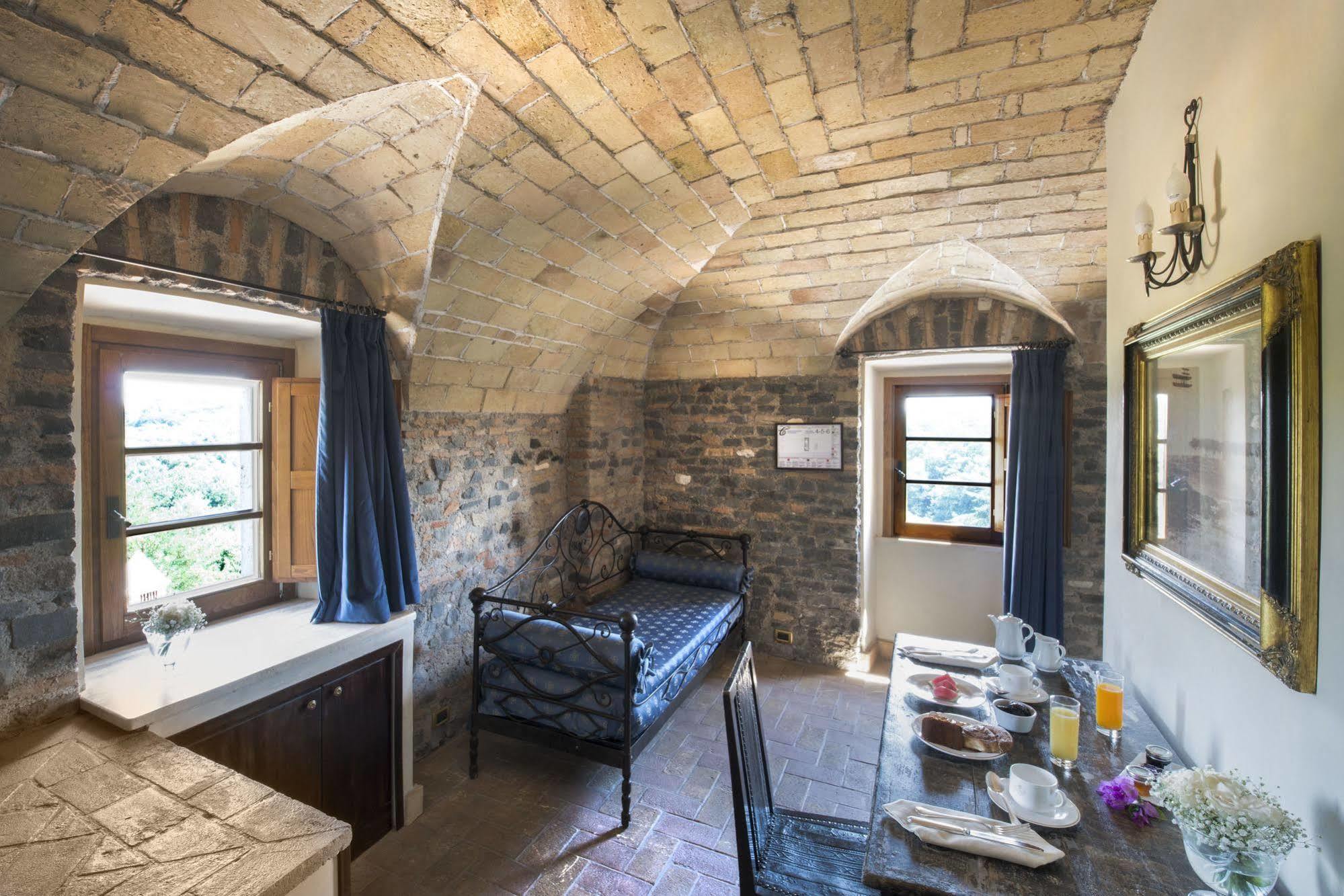 Castello Della Castelluccia 4* Rome