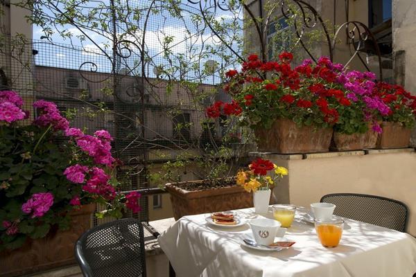 Hotel Corallo 2*
