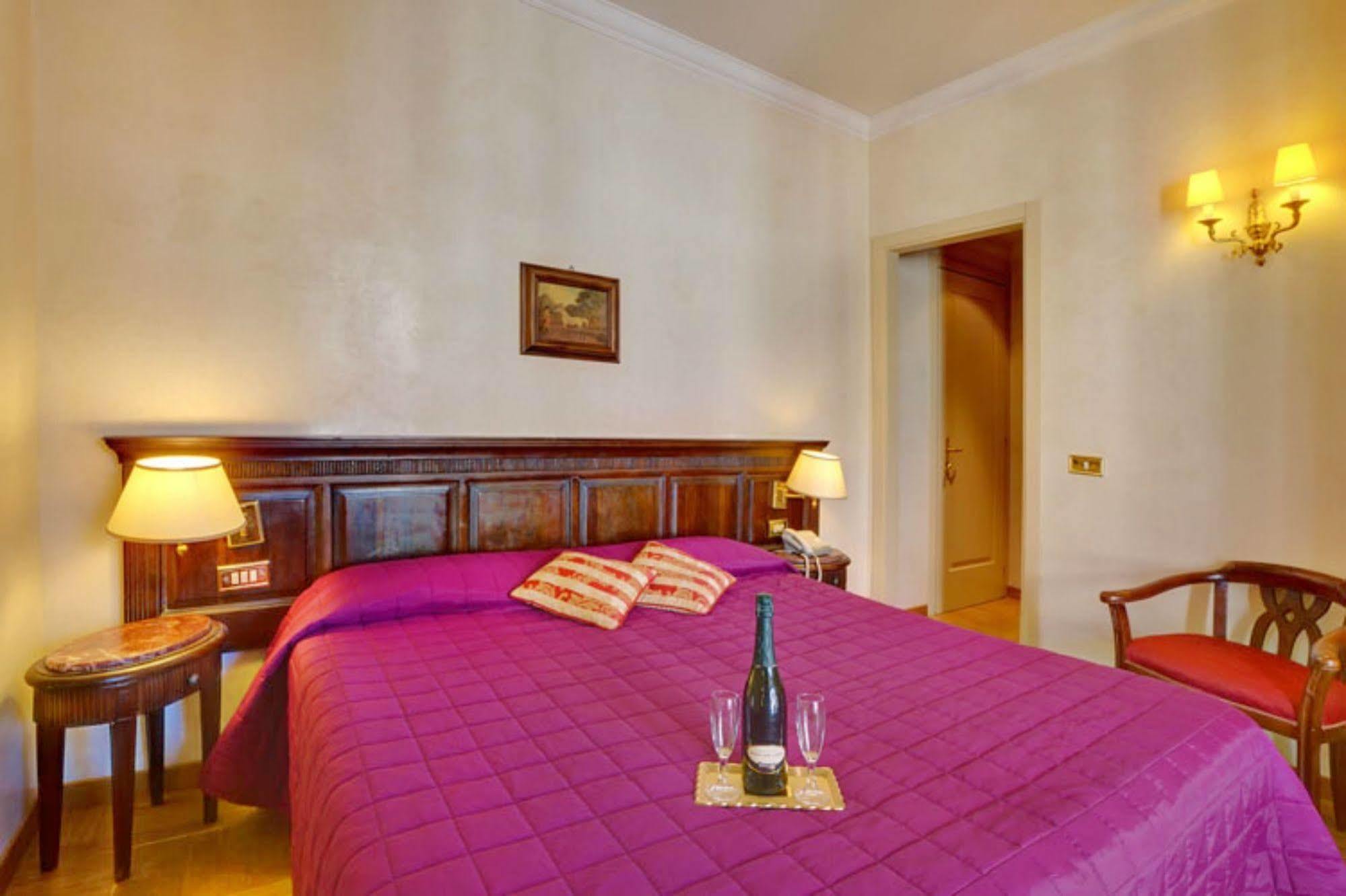 Cinquantatre Hotel Rome