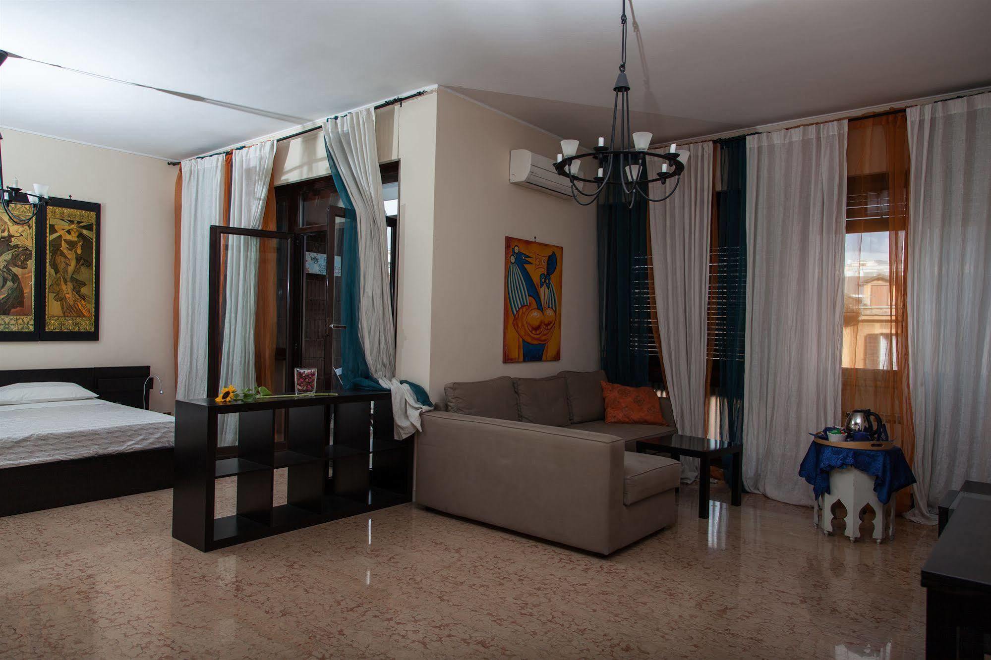 Santa Croce Bed & Breakfast 2*