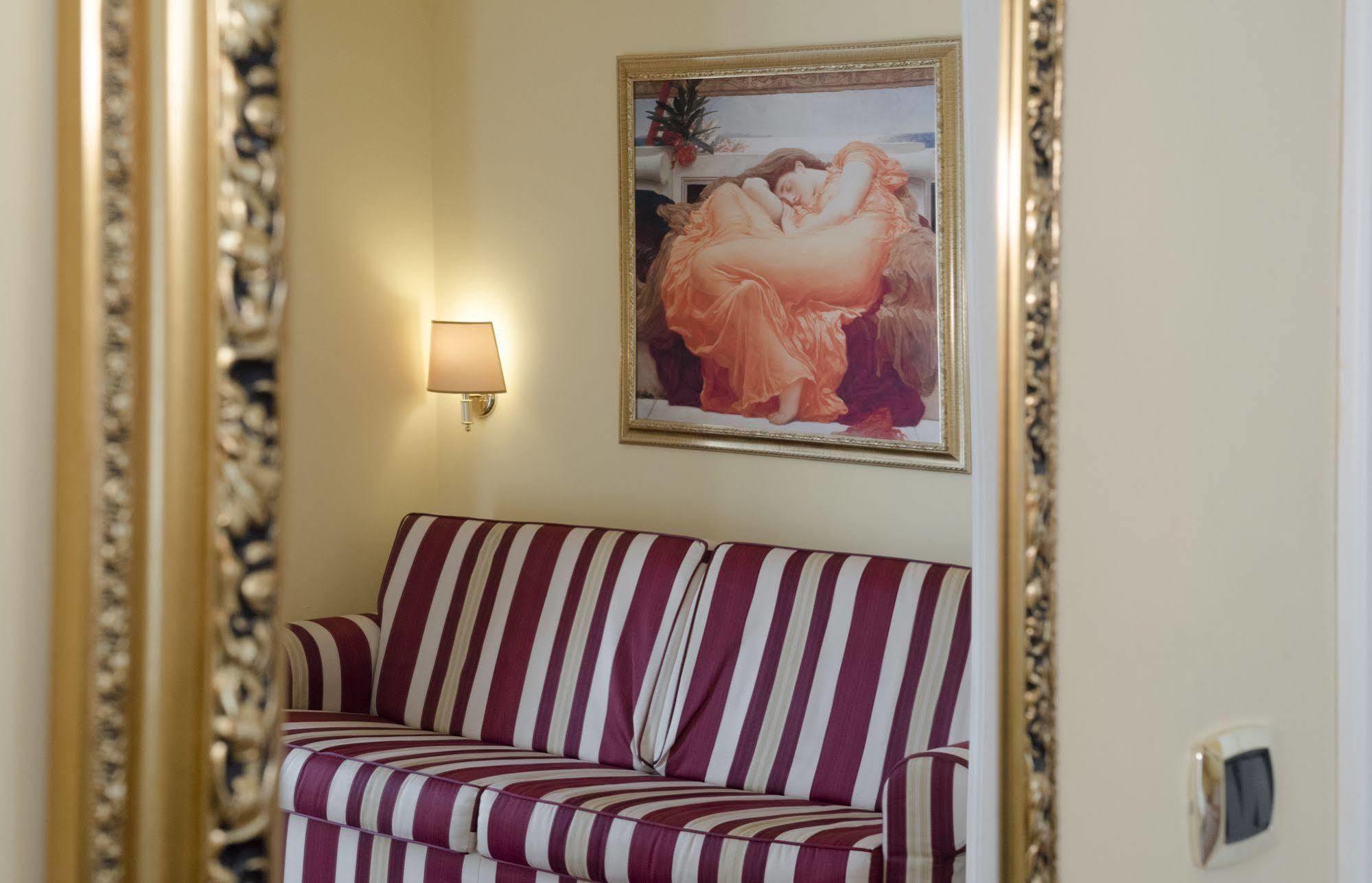 Gasthuis Relais Frattina Rome
