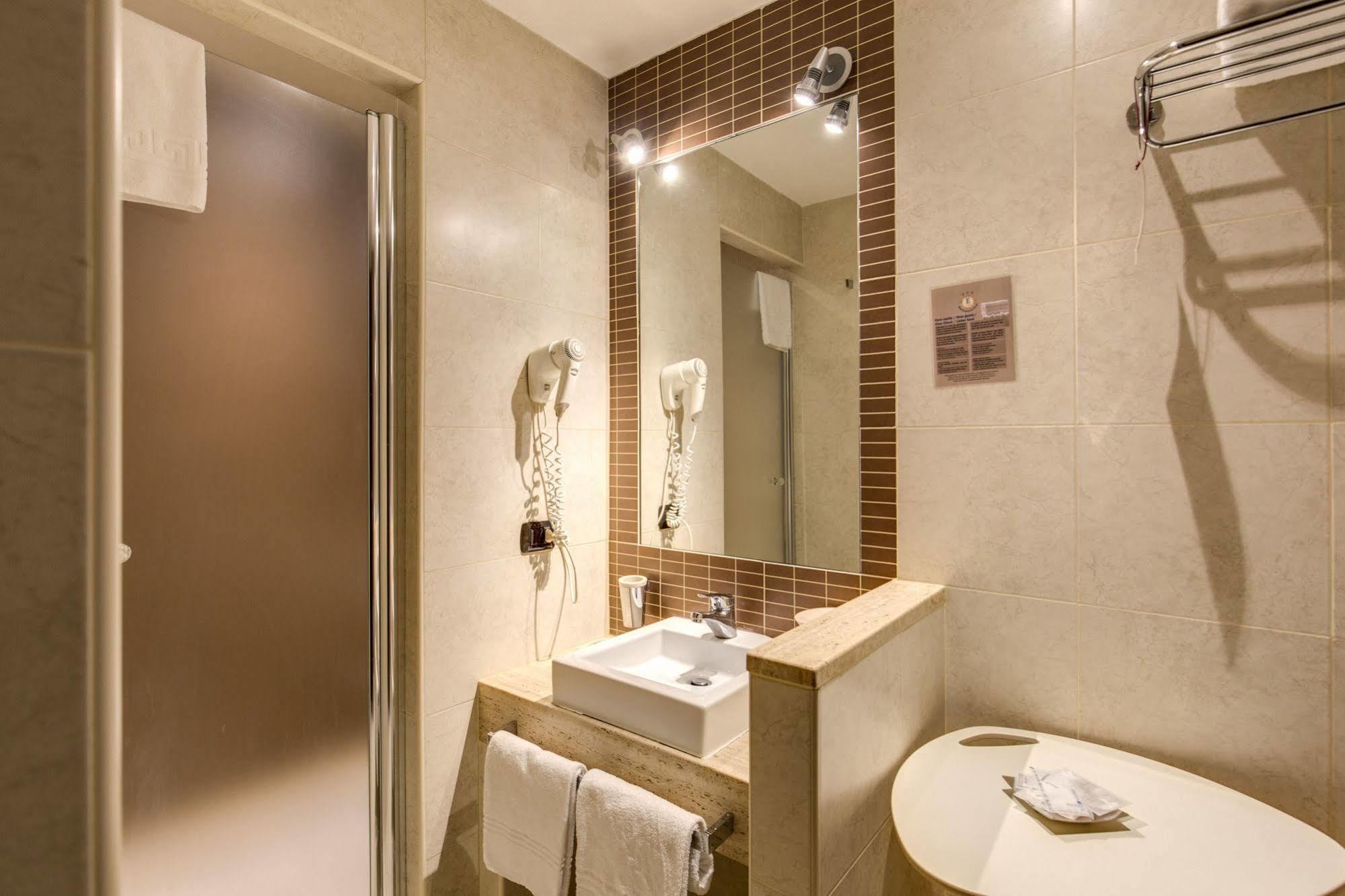 Hotel Everest Rome