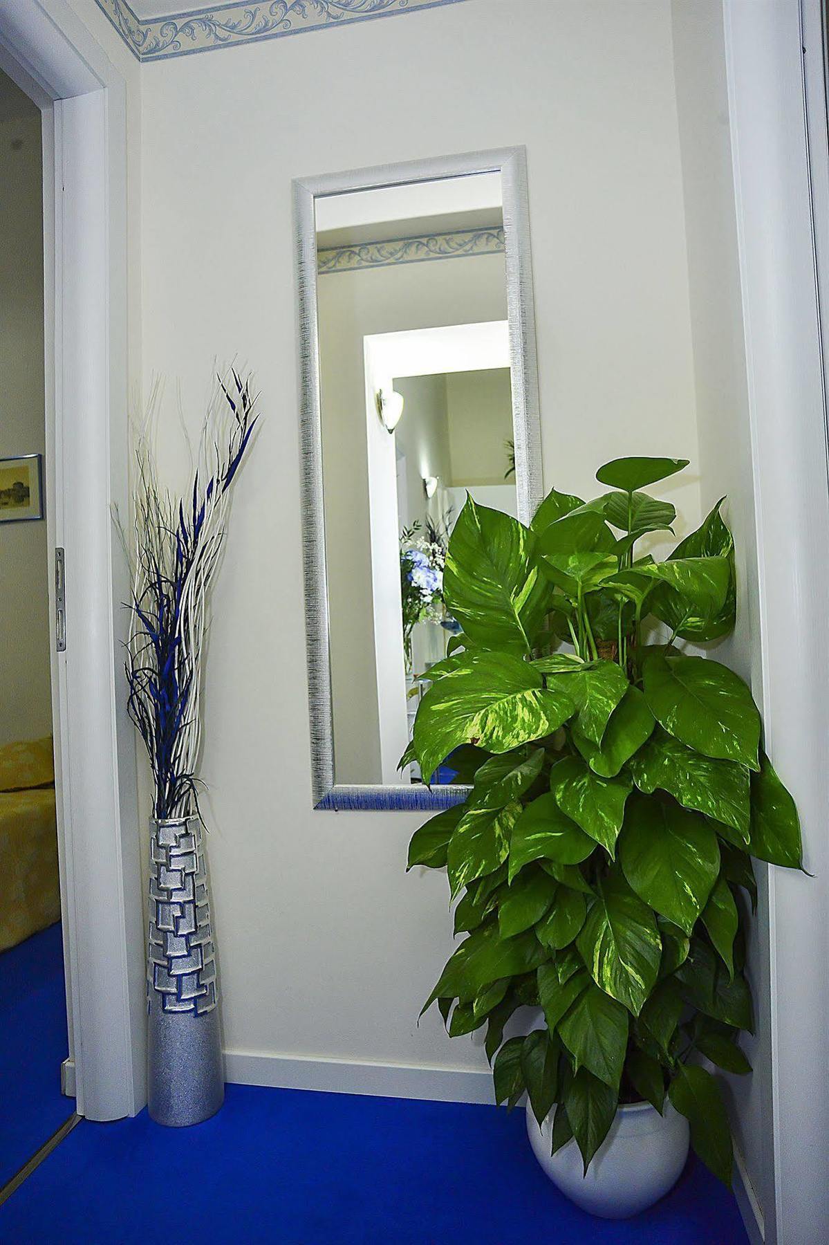 Kambal Relais Rome