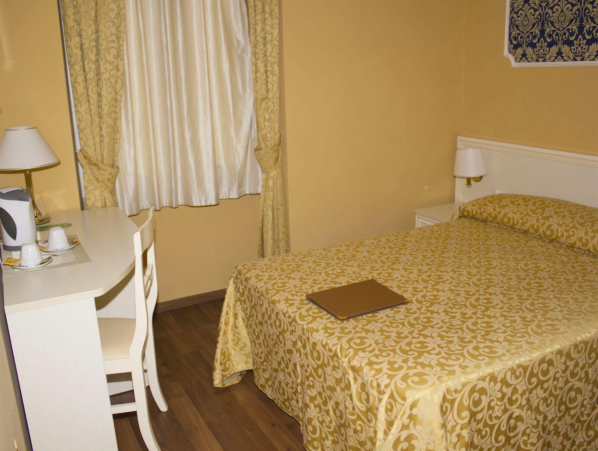Dg Prestige Rome