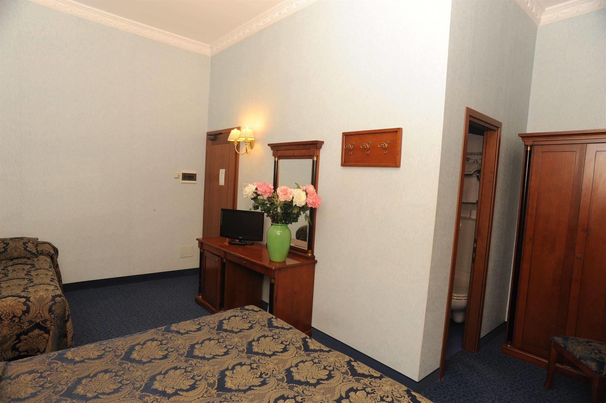 Hotel Silva Rome