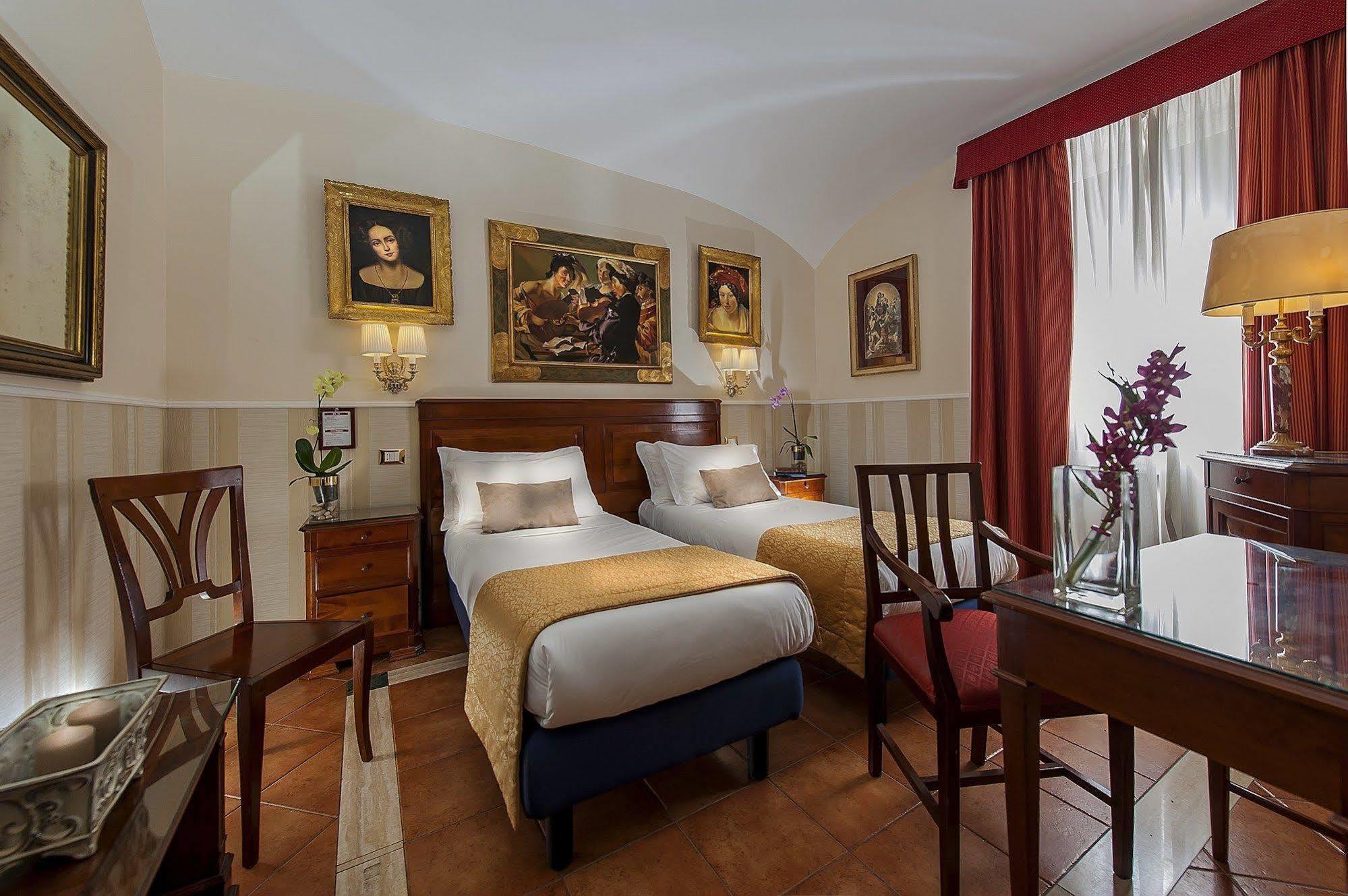 Des Artistes 3* Rome
