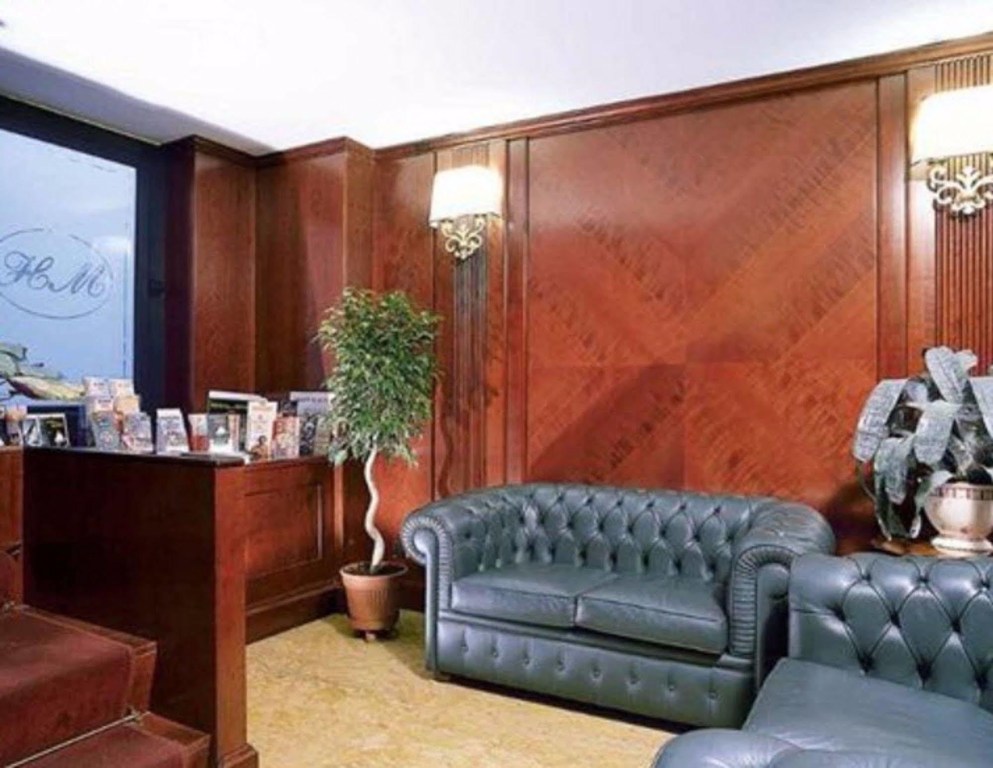 Miami 3*