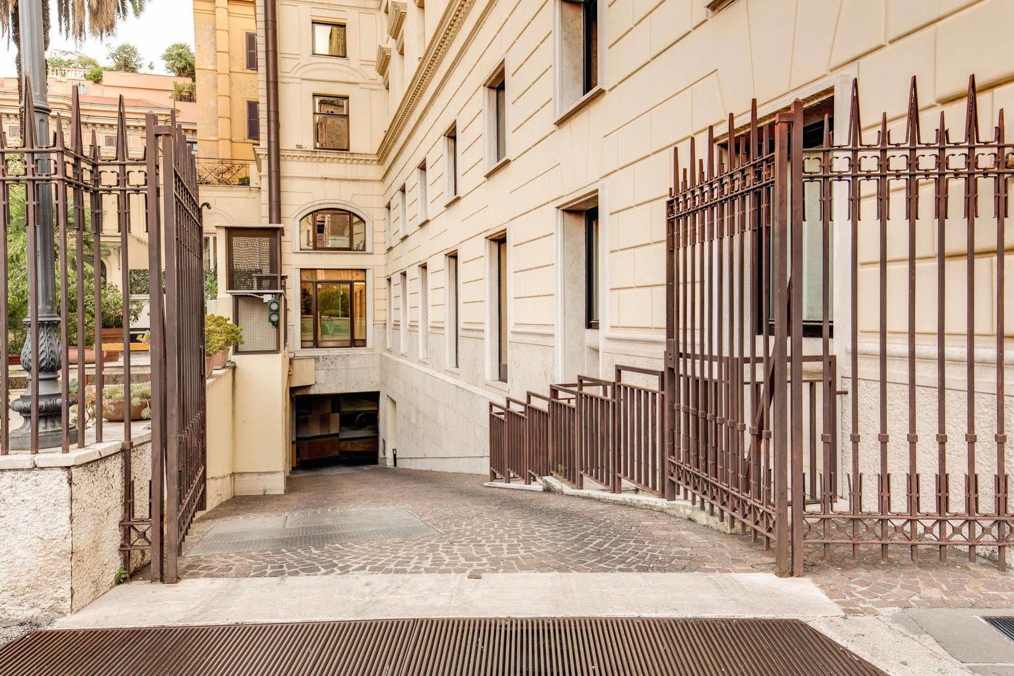 Hotel Art'otel Piazza Sallustio, Powered By Radisson 5*