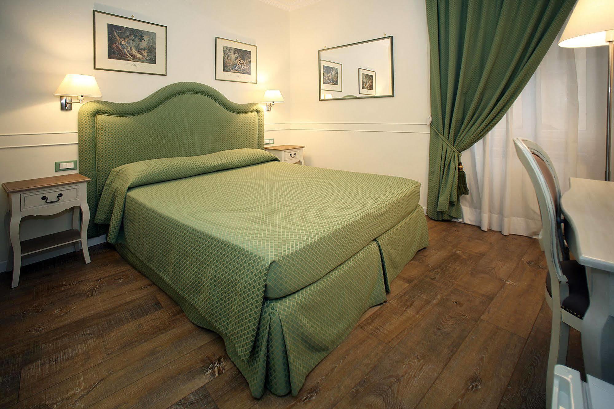 Residenza Ponte Sant'angelo Guest house Rome