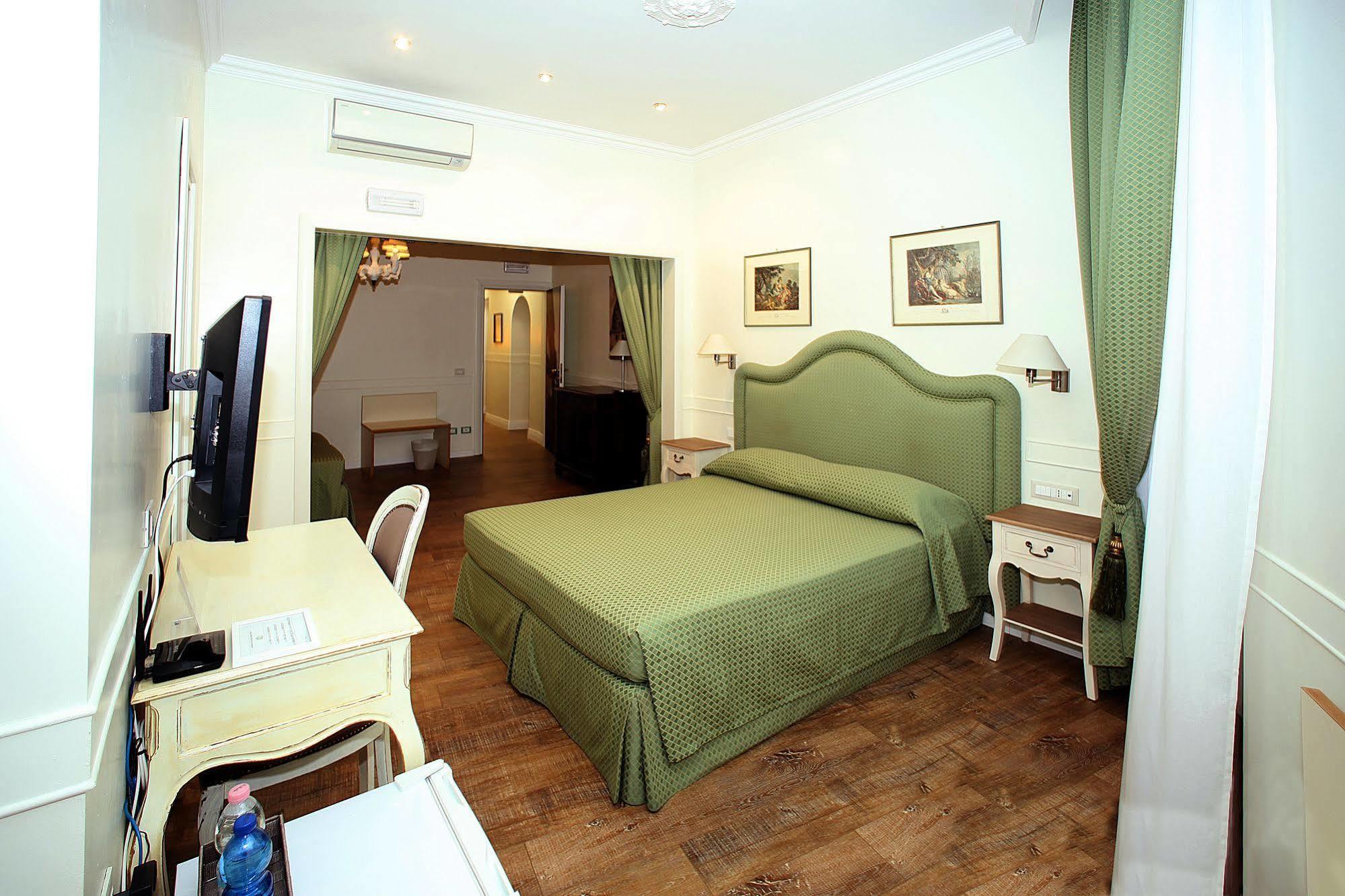 Residenza Ponte Sant'angelo 2* Rome