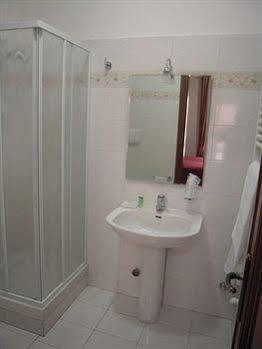 Vitti Hotel Rome