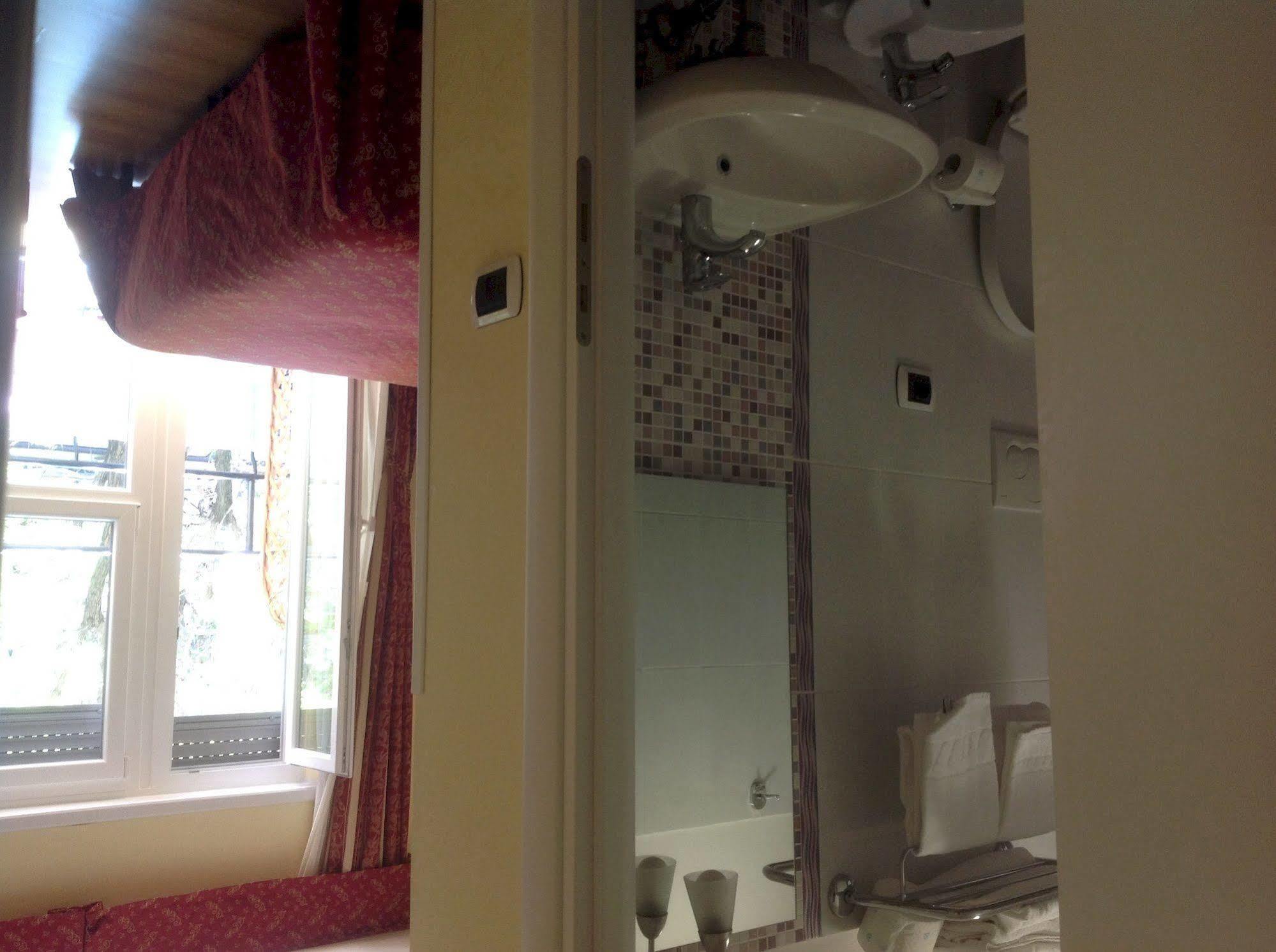 Residenza Fermi Rome