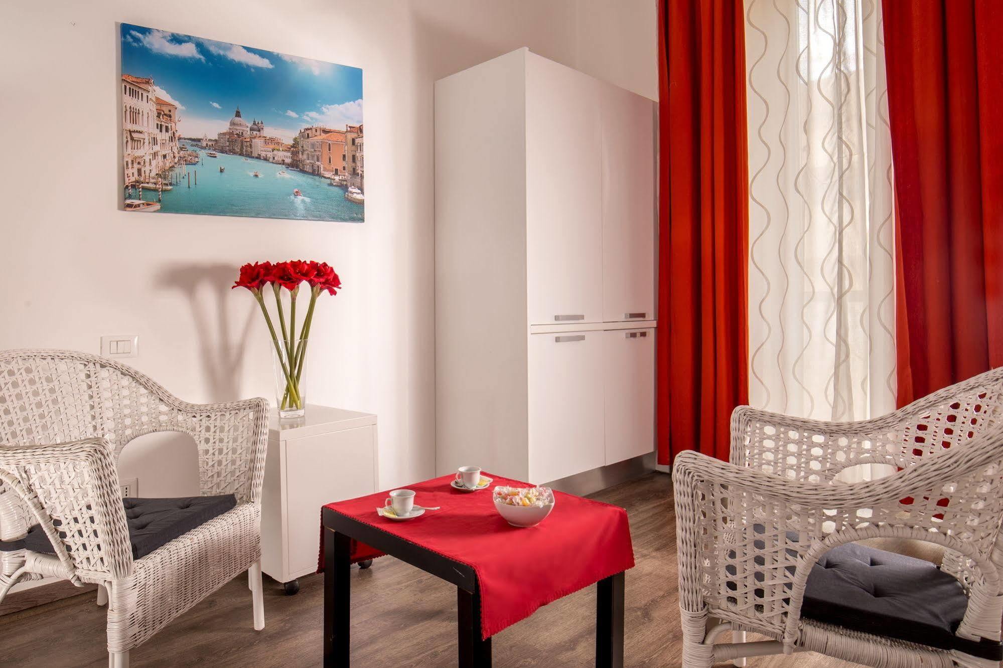 I Italy Guest house 2*