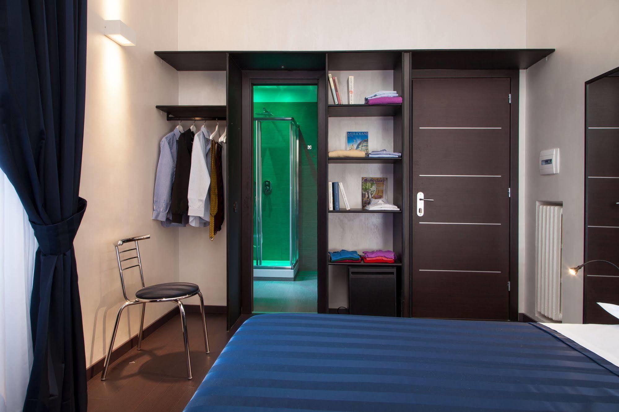 Residenza Doro- 24x7 Check-in Guest house 2*